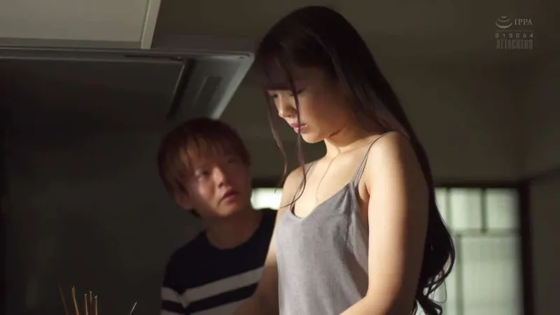 Chồng sắp cưới của chị gái đụ cô em vợ đang tội nghiệp vì thất tình