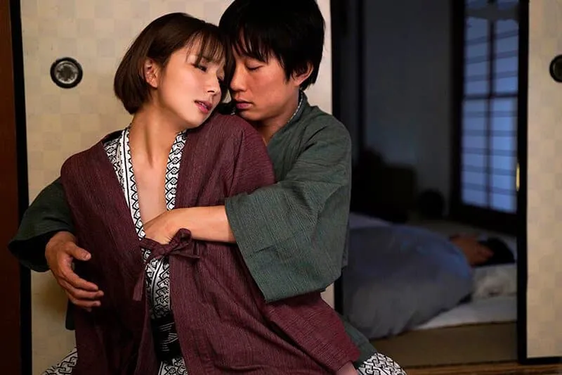 Chuyến đi suối nước nóng quan hệ cô bạn thân của người vợ sắp cưới có thai cmnl